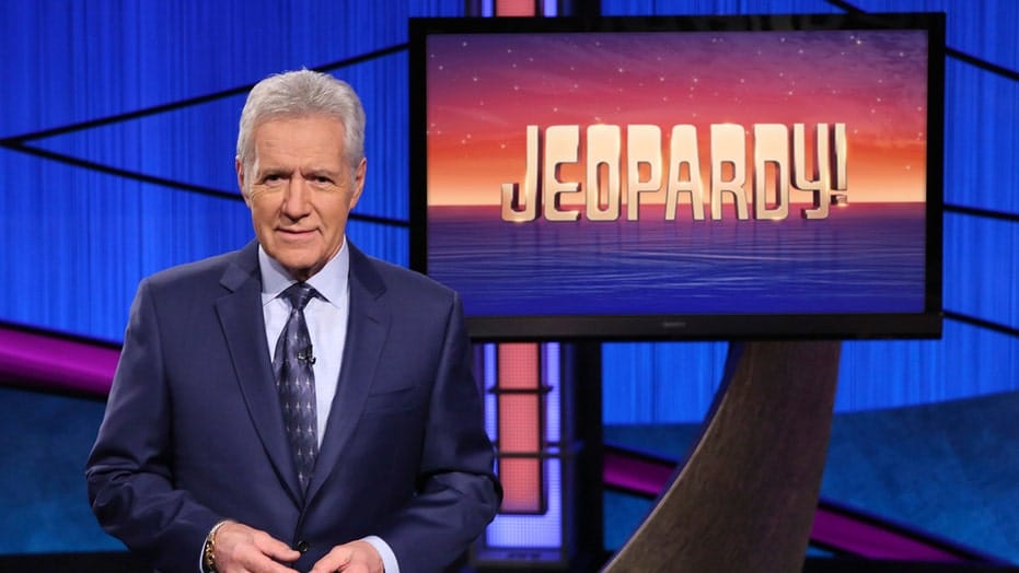 Alex Trebek family's sweet tribute on Mike Richards' first 'Jeopardy!'  episode: 'We dedicated the stage' | Fox News