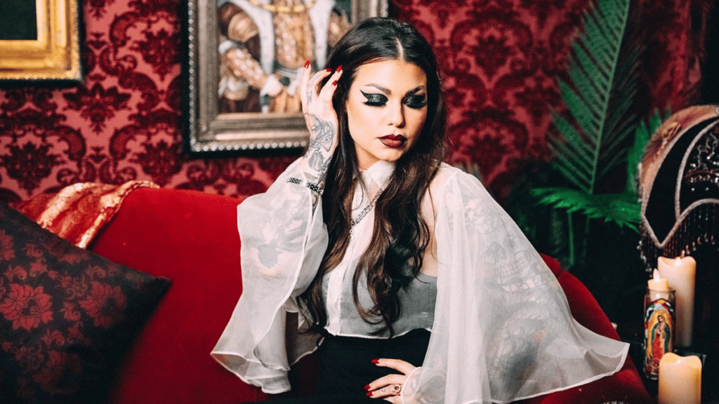 Bailey Sarian Net Worth