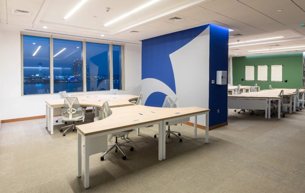 Integrating Technology into Office Furniture